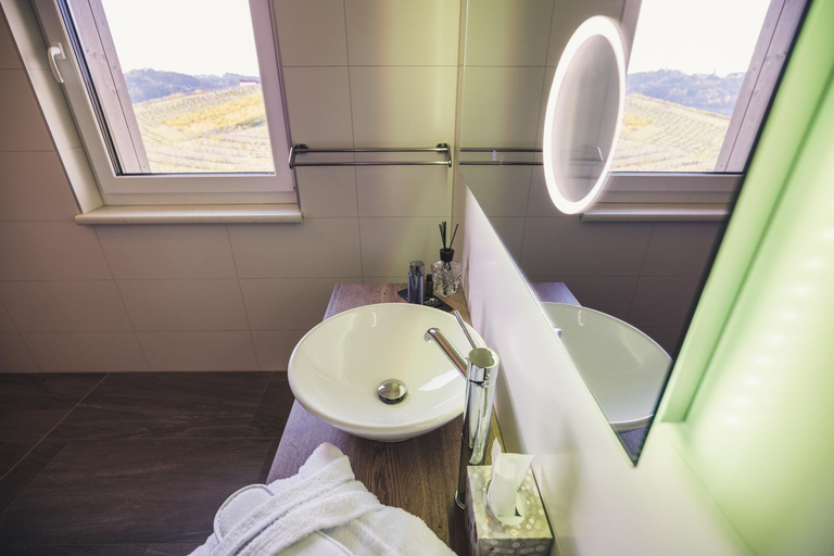 Bathroom 3, das MEISTER, Südoststeiermark