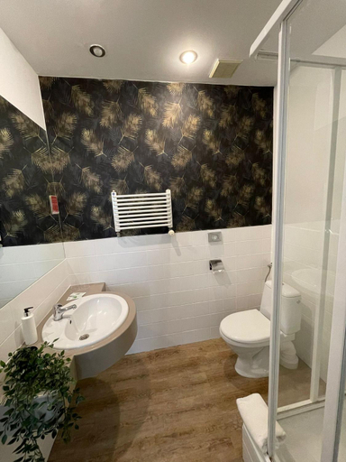 Bathroom 4, Hotel Tumski & Barka Tumska, Środa Śląska