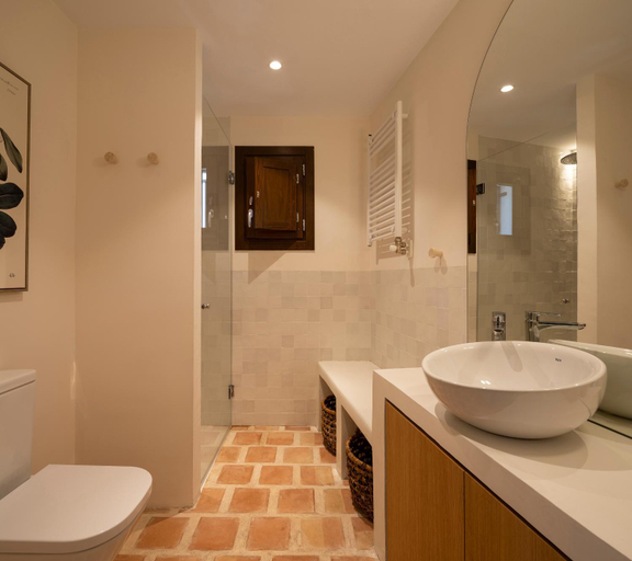 Bathroom 2, Carmen del Azahar by Florentia Homes, Granada