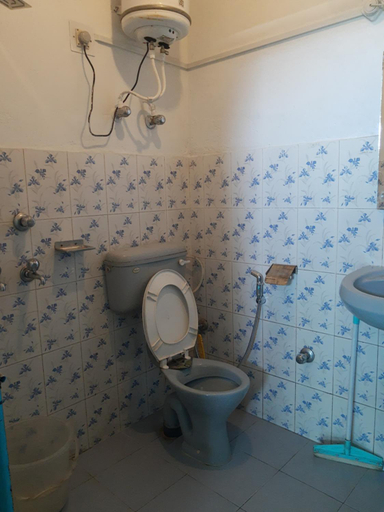 Bathroom 2, LA SIESTA INDIA MCLEODGANJ, Kangra