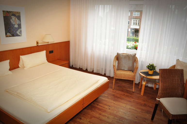 Bedroom 3, Hotel Litjes, Kleve
