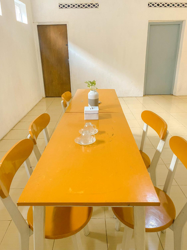 Dining Room 11