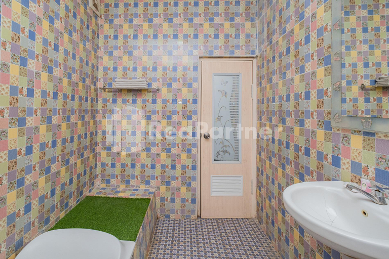 Bathroom 3