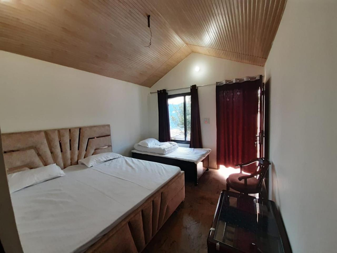 Bedroom 13