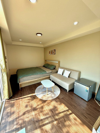 Others 5, D Glamor Resort, Taling Chan