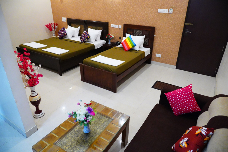 Others 4, VJR Mahal and Vinayagam Residency, Vellore