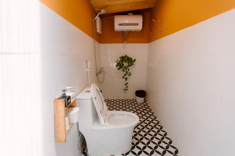 Bathroom 7