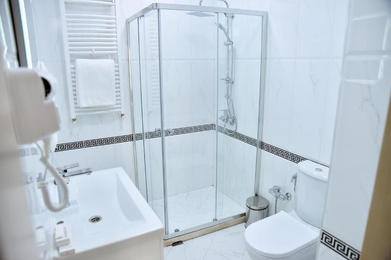 Bathroom 5, Karat Inn Boutique Hotel, Baku