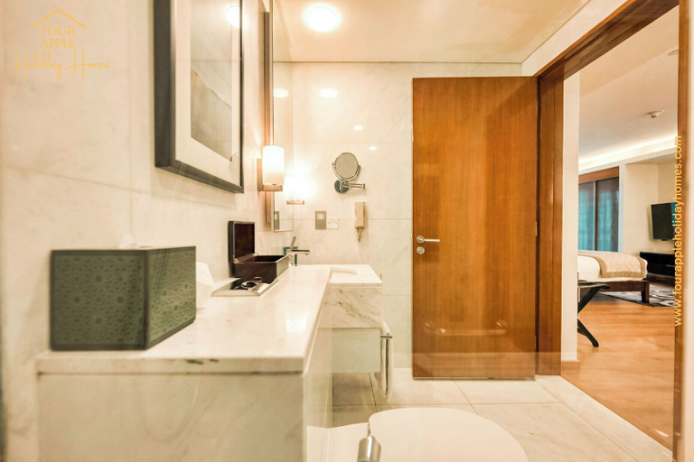 Bathroom 3, Studio with Superb View Downtown, Dubai