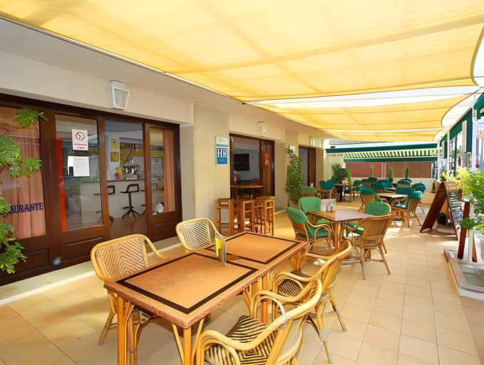 Food & Drinks 4, Coral beach house & food, Baleares