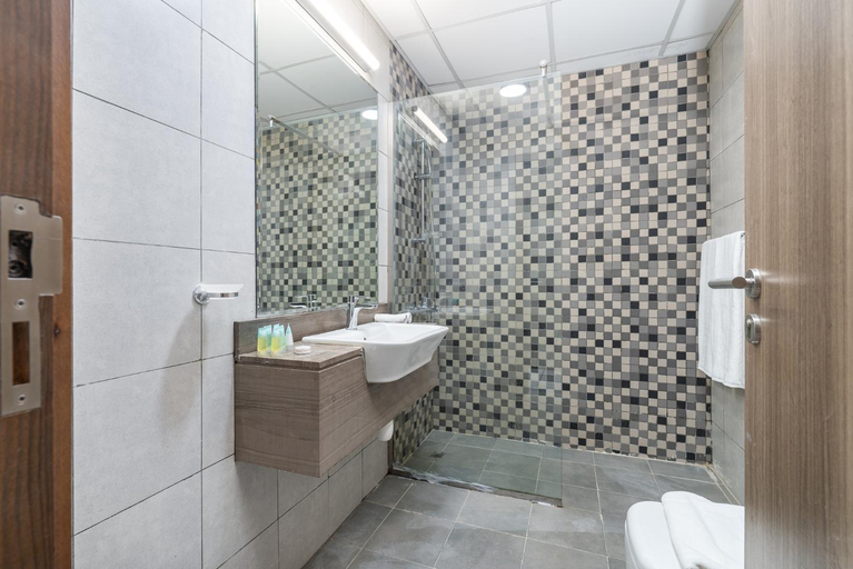 Others 4, Trinity Holiday Homes - Spacious Modern Living 1BR & 2BR Unique Apartment, Dubai