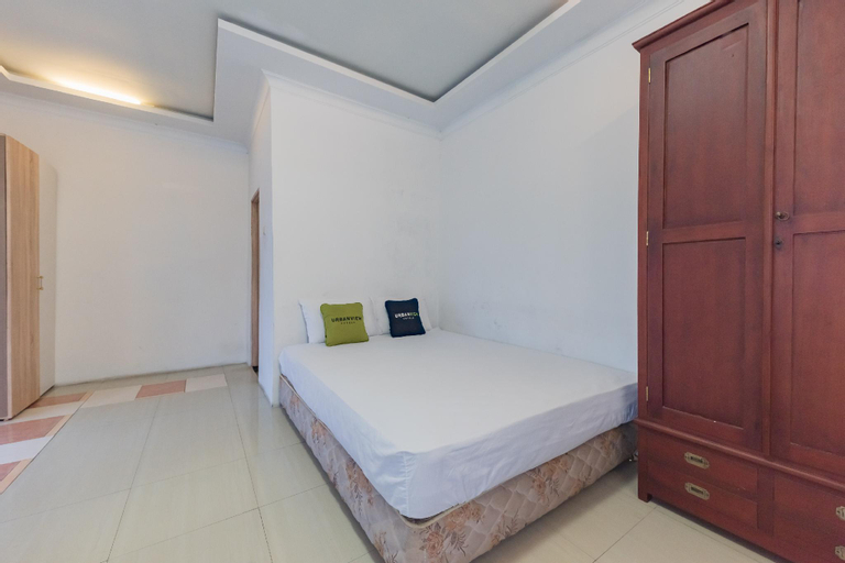 Bedroom 15