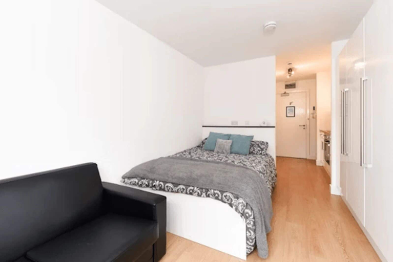 Bedroom 2, Eastern Boulevard in Leicester - Campus Accommodation, Leicester