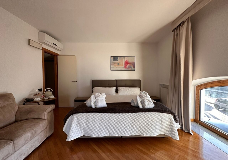 Bedroom 4, Hotel Europa Taranto, Taranto
