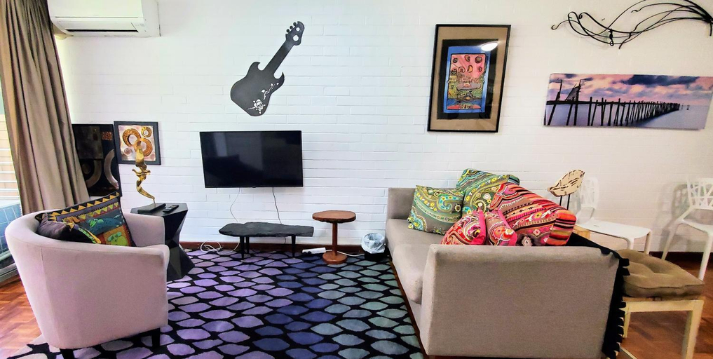 Others 5, Quaint & Tranquil Subiaco 1 Bedroom Apartment, Perth