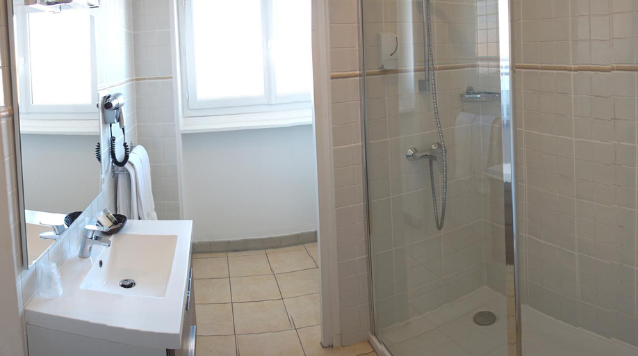 Bathroom 5