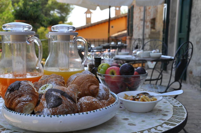 Food & Drinks 5, B&B Villa Dei Priori, Ascoli Piceno