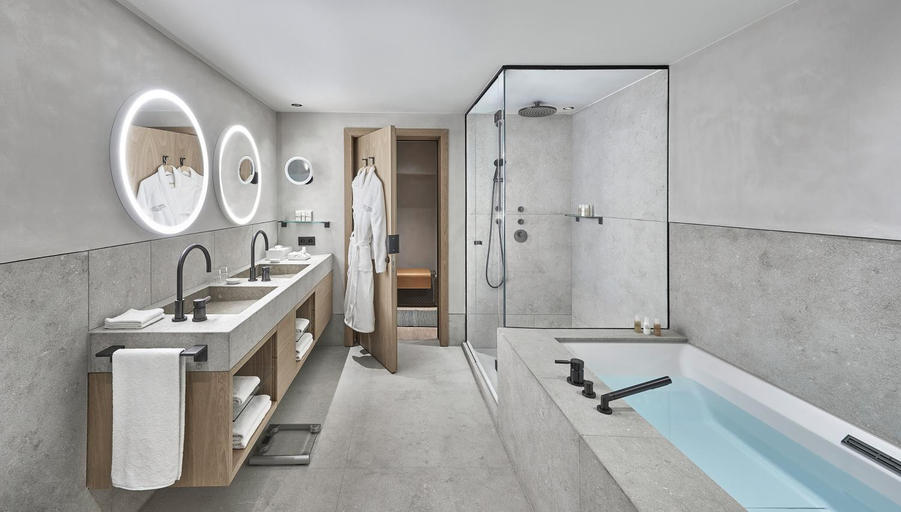 Bathroom 2, Hotel Weisses Roessl, Kitzbühel