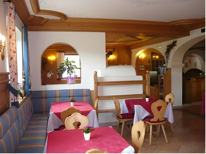 Bedroom 3, Hotel Garni la Stua, Belluno