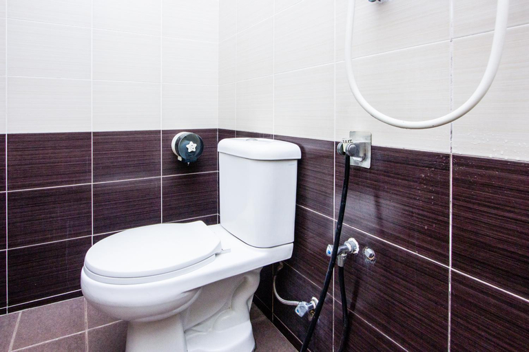 Bathroom 8