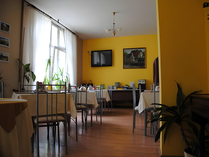 Others 3, Willa Luna, Wałbrzych