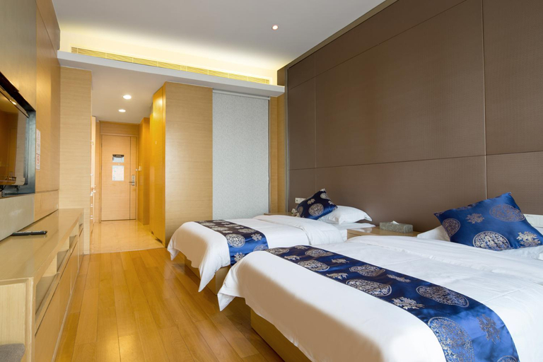 Bedroom 12