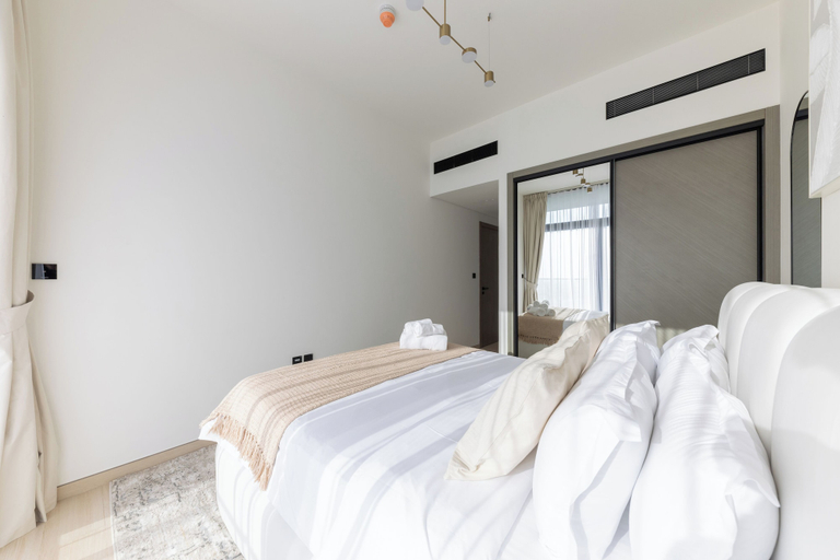 Bedroom 3, Cozy 1BR in Binghatti Emerald, Dubai