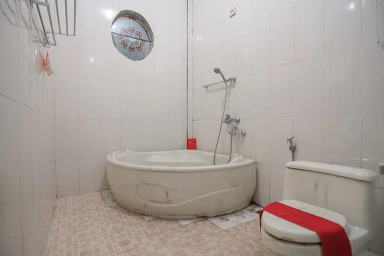 Bathroom 5
