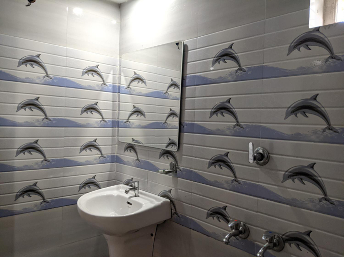 Bathroom 4, Greenviewexecutivestays, Ernakulam
