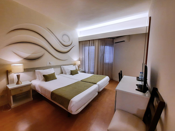 Bedroom 13