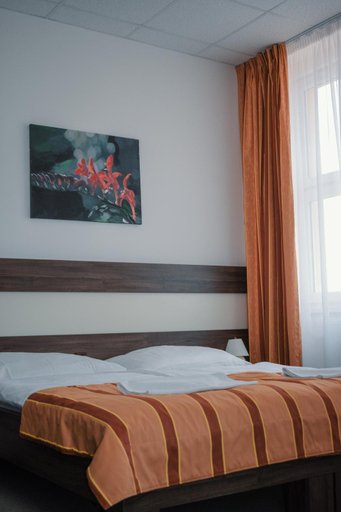 Bedroom 2, Sport-Relax Centrum Bors Club, Břeclav
