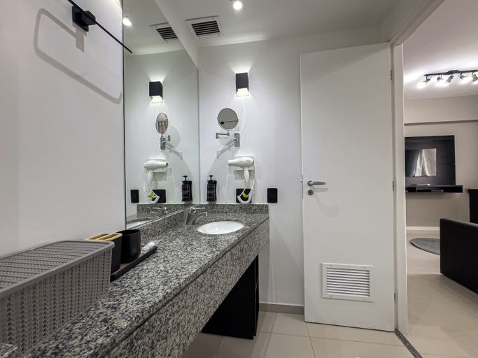 Bathroom 3, Suite Patio Paulista, São Paulo