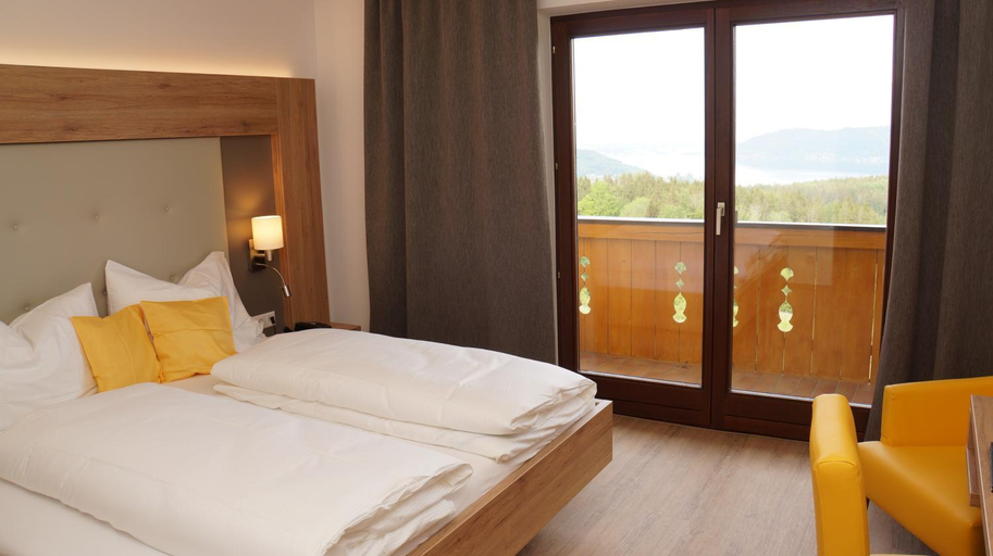 Bedroom 2, Ferienhotel Hofer superior, Vöcklabruck
