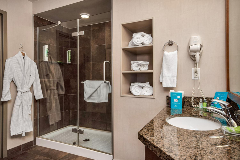 Bathroom 3, HomeSuites by D3H, Division No. 6