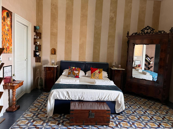 Others 4, Palazzo Zappata luxury room Noto centro, Syracuse