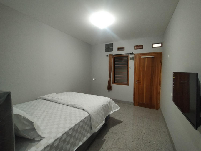 Bedroom 8