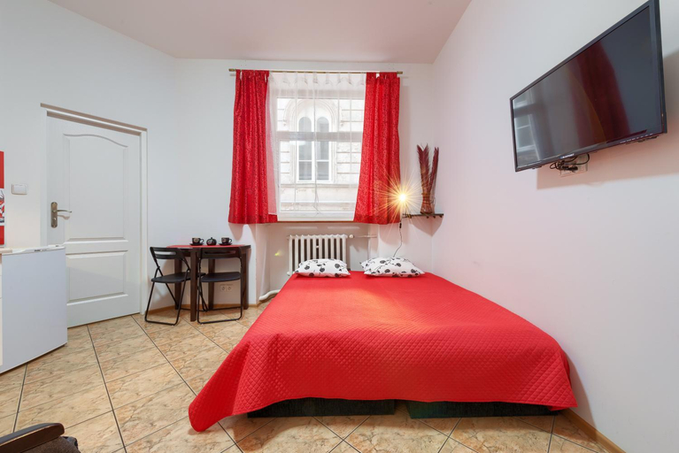 Others 4, hostelswidnicka24, Środa Śląska