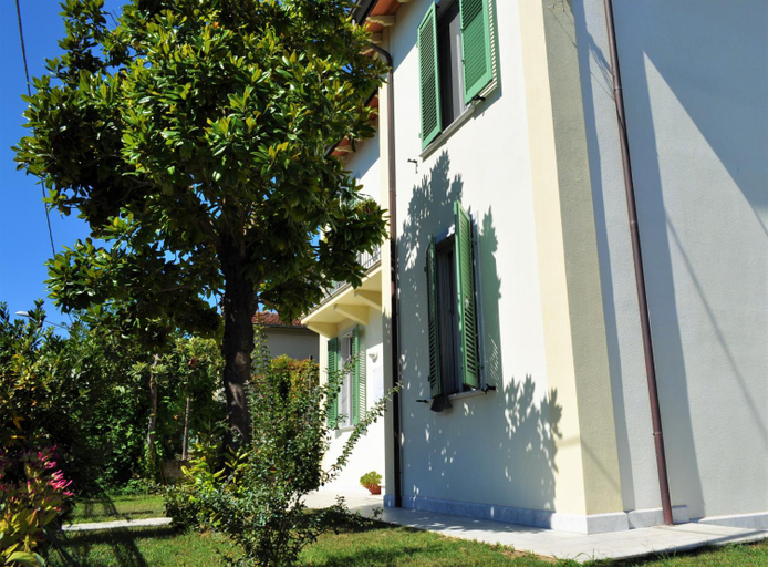 Others 5, B&B Giu le Stelle, Massa Carrara