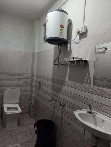 Bathroom 2, Indralok Hotel By GRB, Rudraprayag