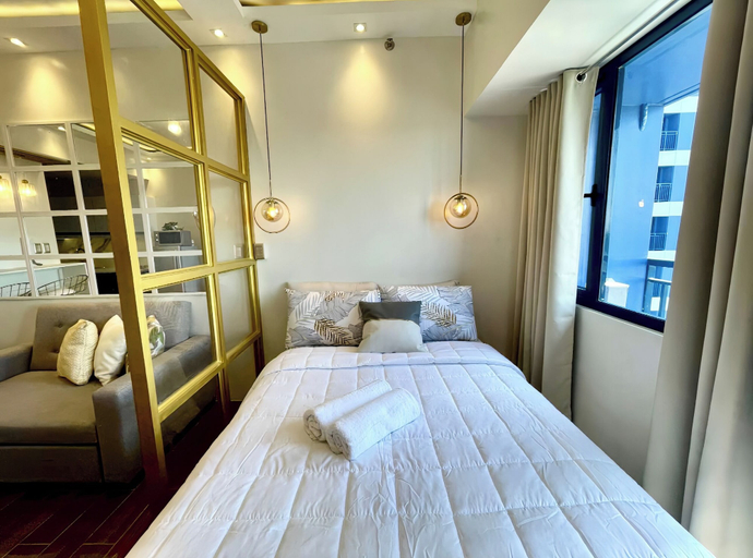 Bedroom 5, Luxurious White & Gold Haven in Makati, Makati City
