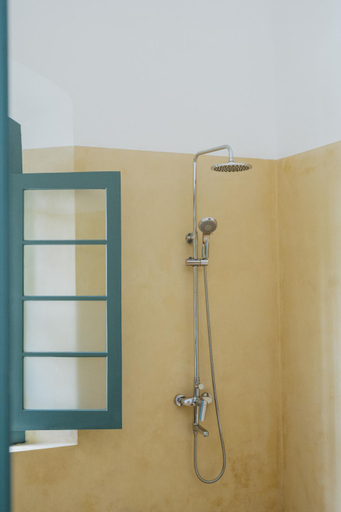Bathroom 4, Merchant House, Habaraduwa