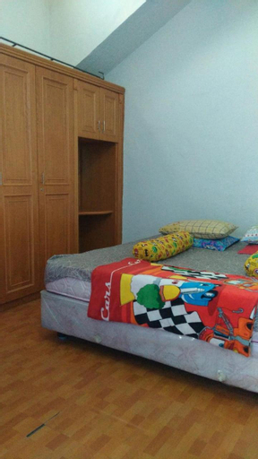 Bedroom 9