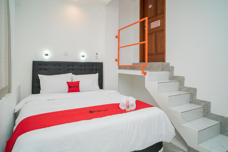 Bedroom 8
