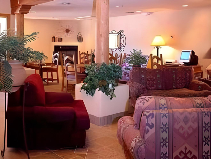 Public Area 2, Lexington Inn and Suites - Goodyear-West Phoenix, Maricopa