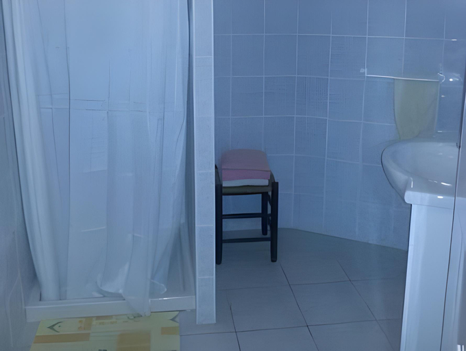 Bathroom 5, La Ferme Antoinette, Charente-Maritime