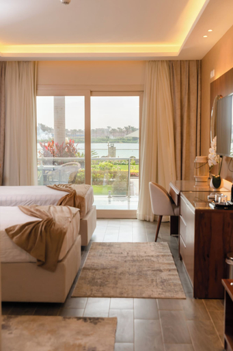 Bedroom 3, Nile Club Maadi Hotel, Al-Ma'adi