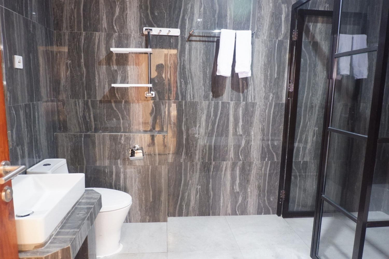 Bathroom 5