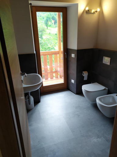 Bathroom 2, B&B Da Pieri, Bergamo
