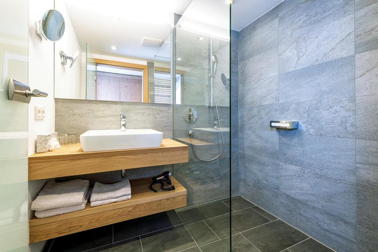Bathroom 4, Hotel Schorhof, Zell am See