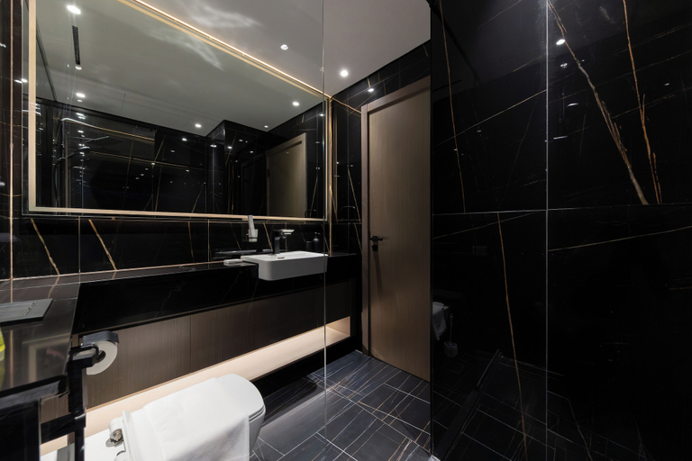 Bathroom 4, Cozy 1BR in Binghatti Emerald, Dubai